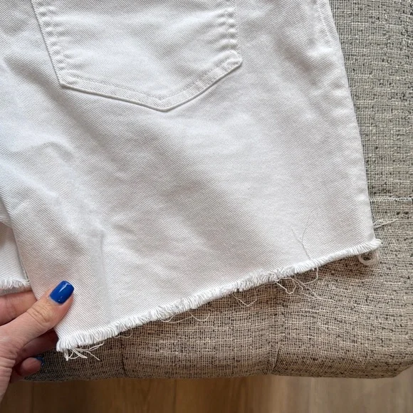 Express Women's White Denim Shorts - Picture 8 of 8